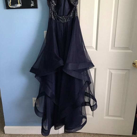 Dress - Picture 4 of 4